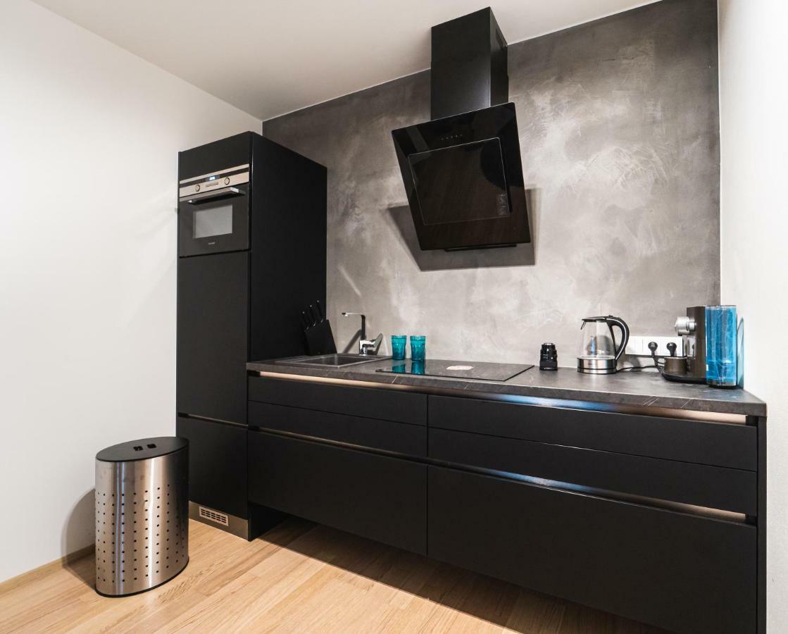 In Apartments Бърно Екстериор снимка